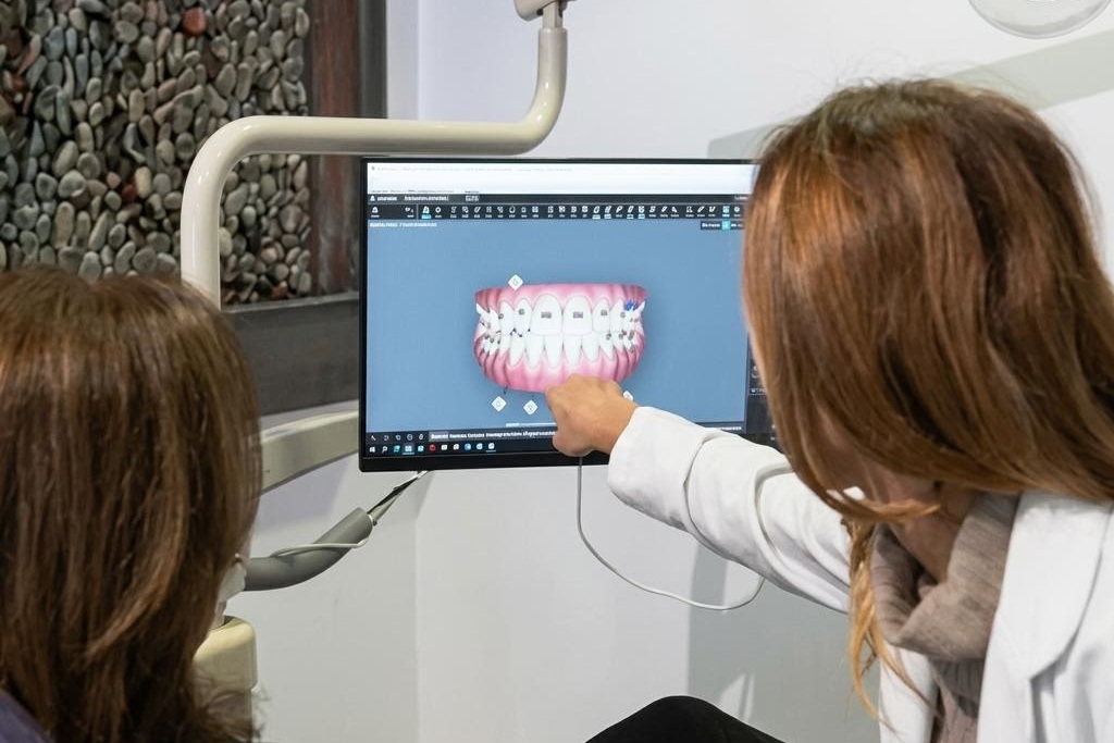 Advanced digital smile technology