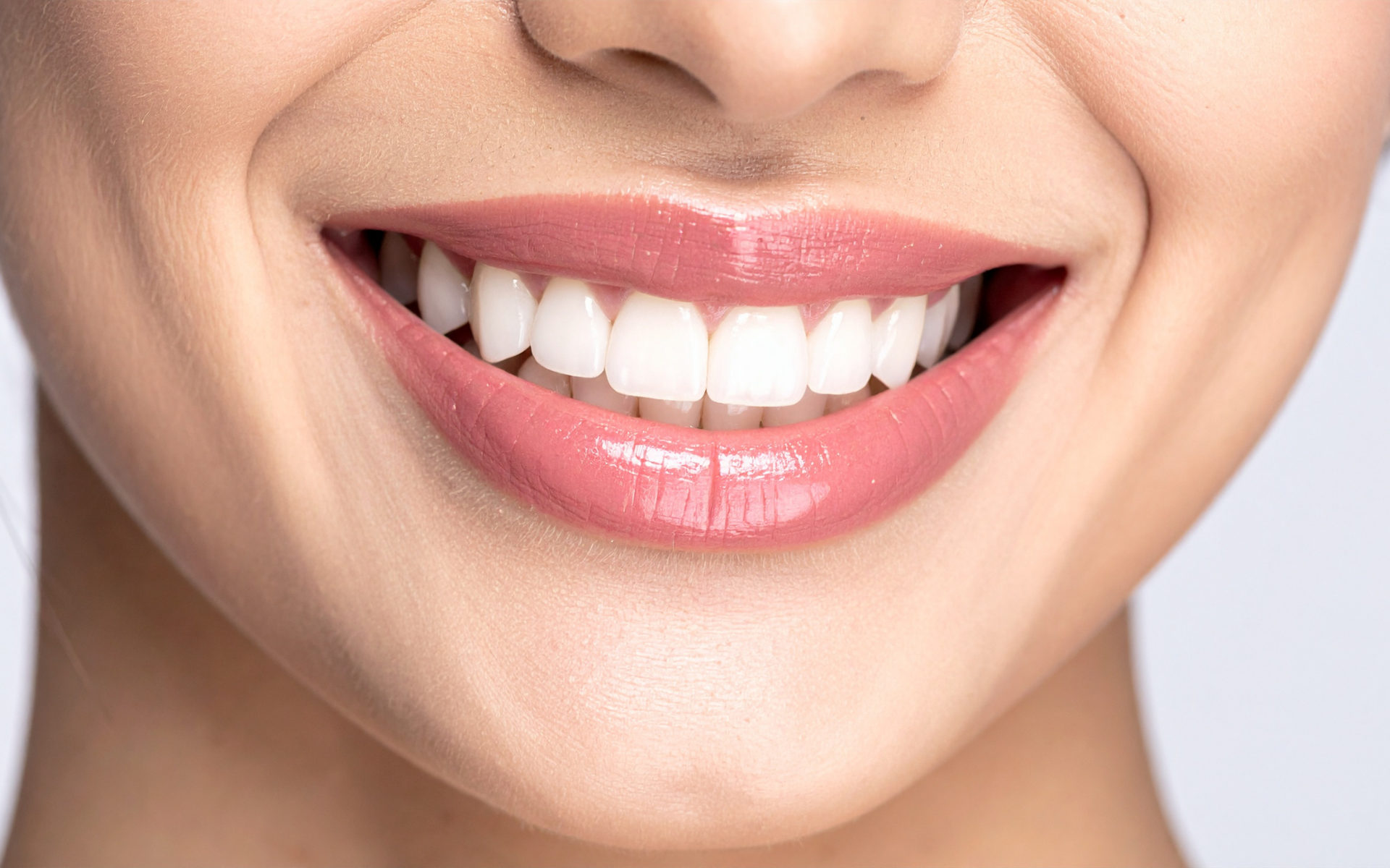 What to Look for When Choosing a Dentist for Teeth Whitening